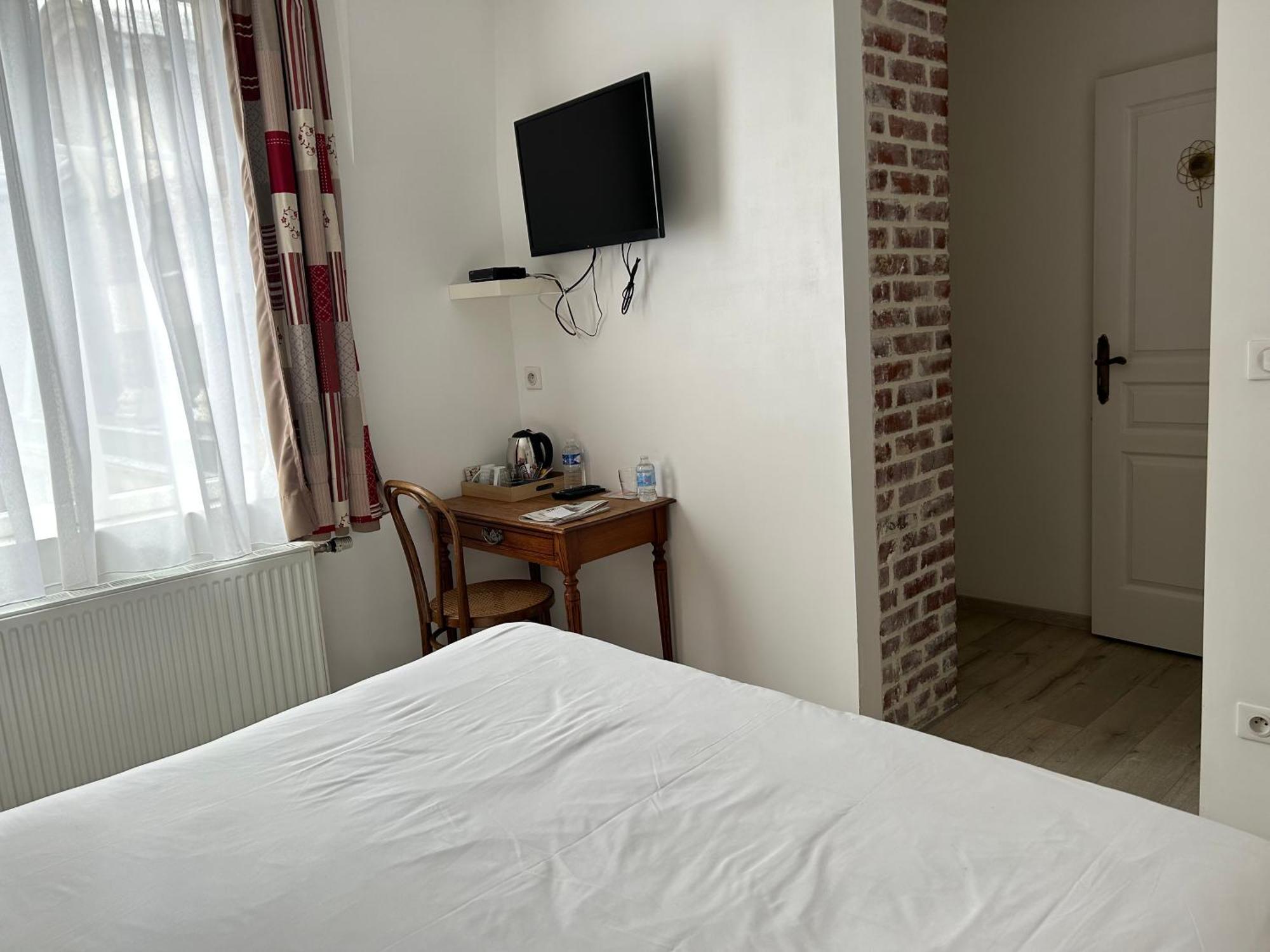 Chambres D'Hotes Noir Lion Peronne  Bagian luar foto